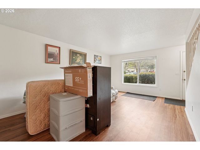 29480 Sw VOLLEY St, Wilsonville, OR 97070