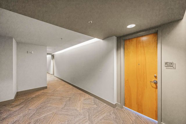 600 12th Ave S Apt 1411, Nashville, TN 37203