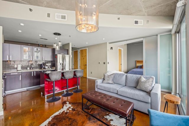 600 12th Ave S Apt 1411, Nashville, TN 37203