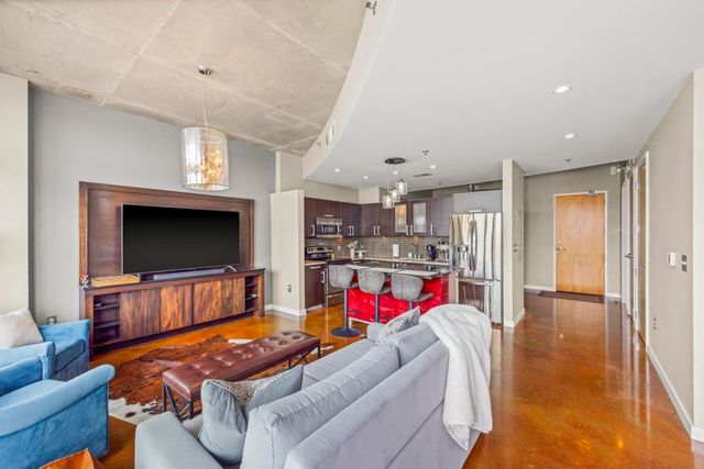 600 12th Ave S Apt 1411, Nashville, TN 37203