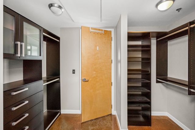 600 12th Ave S Apt 1411, Nashville, TN 37203