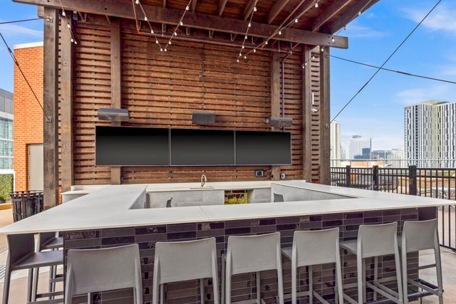 600 12th Ave S Apt 1411, Nashville, TN 37203