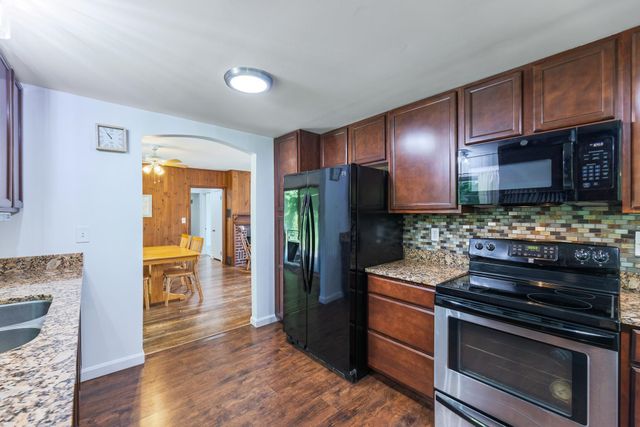 210 Hanover Street, Hartford, VT 05001