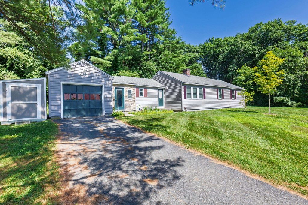 210 Hanover Street, Hartford, VT 05001