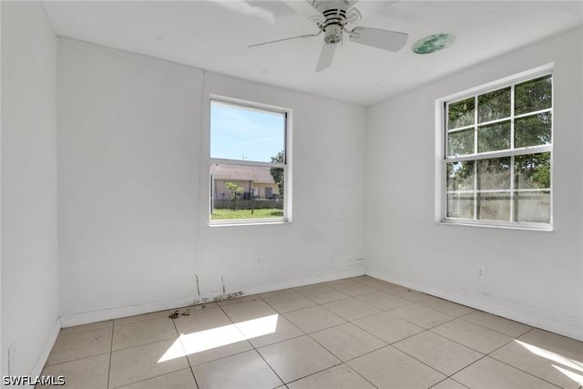 5326 Dixie DR, Naples, FL 34113