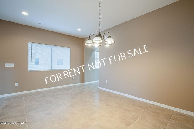 8285 W Melanitta Drive, Tucson, AZ 85757