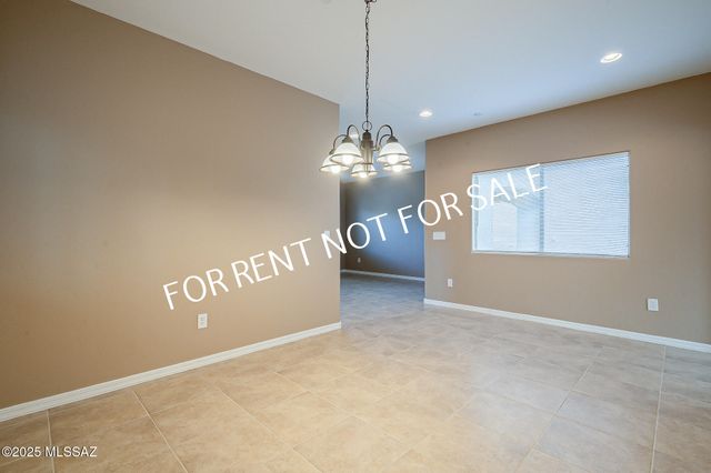 8285 W Melanitta Drive, Tucson, AZ 85757