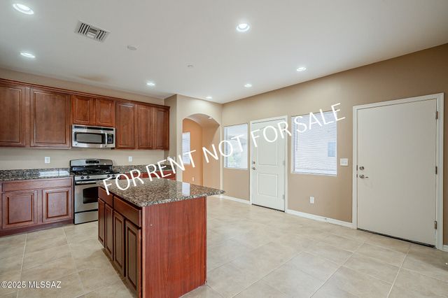 8285 W Melanitta Drive, Tucson, AZ 85757