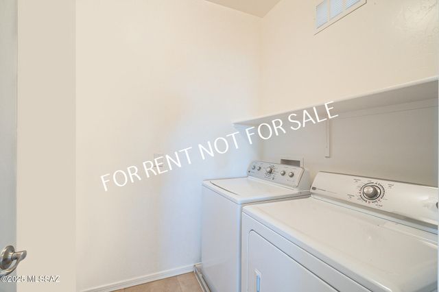 8285 W Melanitta Drive, Tucson, AZ 85757