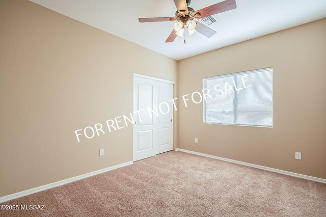 8285 W Melanitta Drive, Tucson, AZ 85757