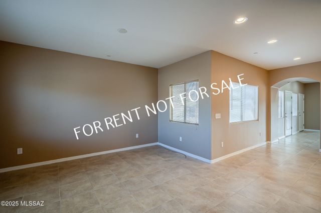 8285 W Melanitta Drive, Tucson, AZ 85757