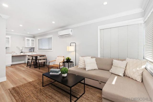 852 Olive Avenue, Coronado, CA 92118