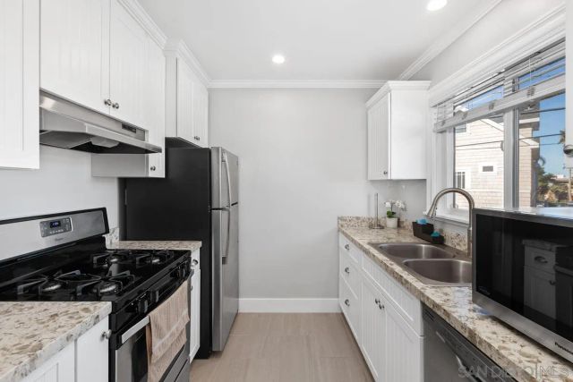 852 Olive Avenue, Coronado, CA 92118