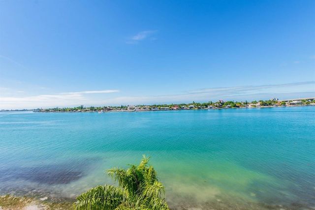 6085 BAHIA DEL MAR CIRCLE 468, St Petersburg, FL 33715