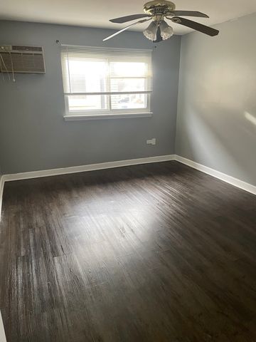 9517 Mansfield Avenue 4, Oak Lawn, IL 60453