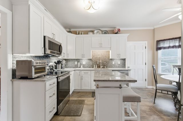 7220 River Bend Rd, Nashville, TN 37221