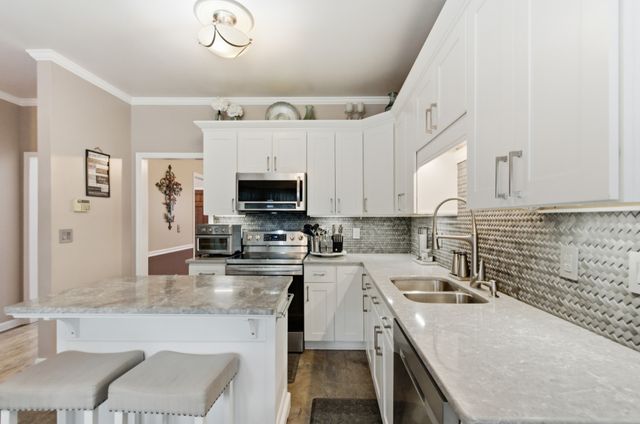 7220 River Bend Rd, Nashville, TN 37221
