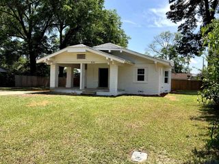 809 Caver, Atlanta, TX 75551