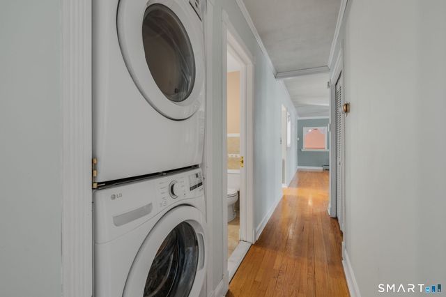 1040 East Lake Road, Montville, CT 06370