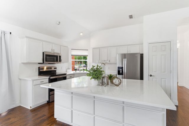1745 Meyerwood Lane S, Flower Mound, TX 75028