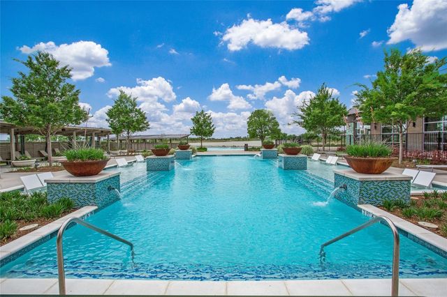 817 Nuthatch Court, Argyle, TX 76226