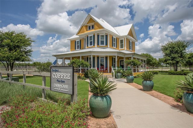 817 Nuthatch Court, Argyle, TX 76226
