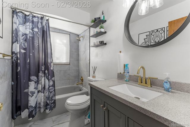 11641 Royal Grand, Redford Charter Township, MI 48239