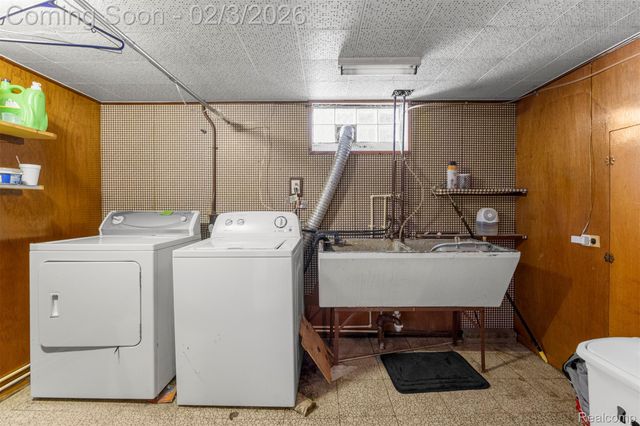 11641 Royal Grand, Redford Charter Township, MI 48239