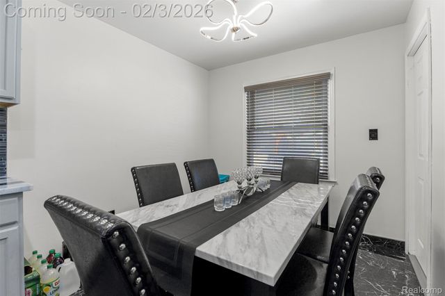 11641 Royal Grand, Redford Charter Township, MI 48239