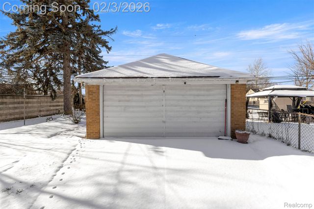 11641 Royal Grand, Redford Charter Township, MI 48239