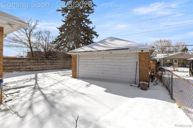 11641 Royal Grand, Redford Charter Township, MI 48239