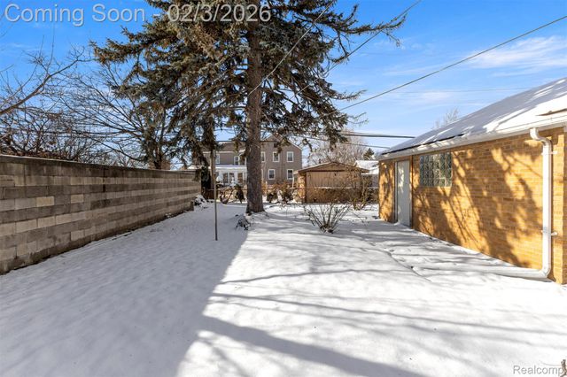 11641 Royal Grand, Redford Charter Township, MI 48239