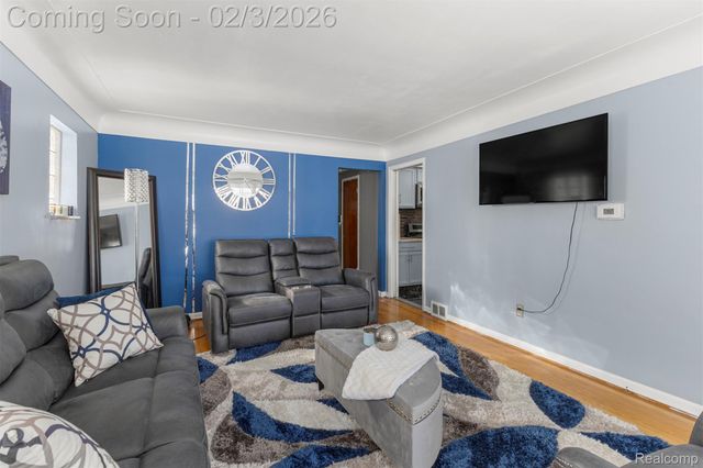 11641 Royal Grand, Redford Charter Township, MI 48239