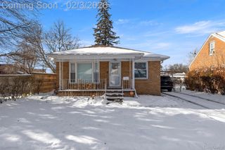 11641 Royal Grand, Redford Charter Township, MI 48239