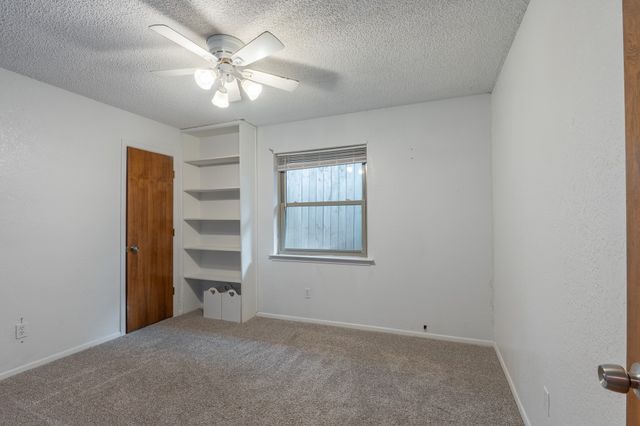 2707 Woodshire Drive, Arlington, TX 76016