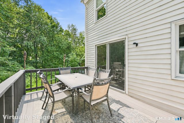 15 Deer Run Lane, North Haven, CT 06473