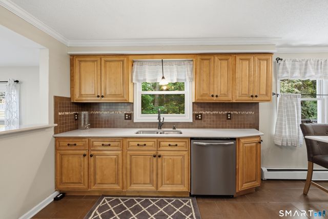 15 Deer Run Lane, North Haven, CT 06473