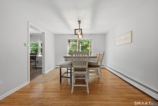 15 Deer Run Lane, North Haven, CT 06473