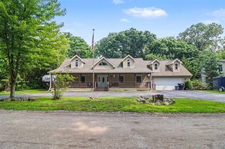 11991 Portage Lake Avenue, Pinckney, MI 48169