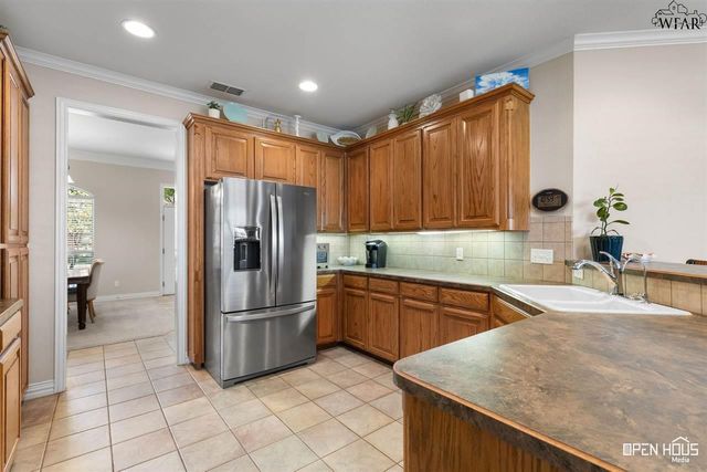 4130 CANDLEWOOD CIRCLE, Wichita Falls, TX 76308