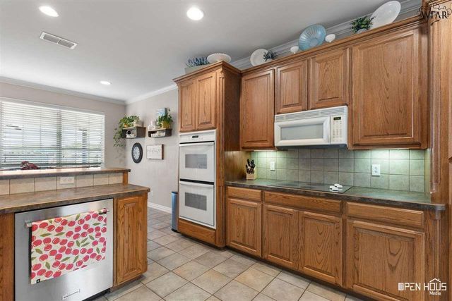 4130 CANDLEWOOD CIRCLE, Wichita Falls, TX 76308