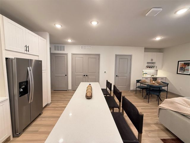 11604 Stonehollow Dr 266, Austin, TX 78758