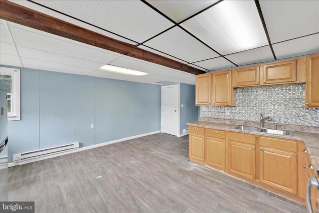 636 SNYDER ST, Pottsville, PA 17901