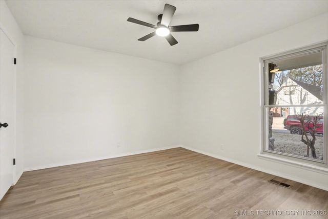 6803 S 77th East Avenue, Tulsa, OK 74133