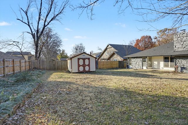 6803 S 77th East Avenue, Tulsa, OK 74133