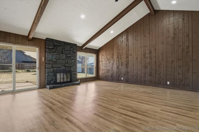 6803 S 77th East Avenue, Tulsa, OK 74133