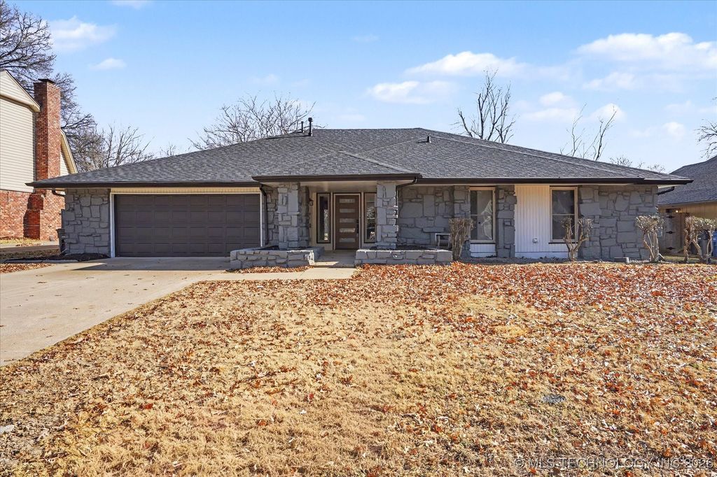 6803 S 77th East Avenue, Tulsa, OK 74133
