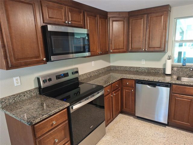 7606 VAN DYKE ROAD, Odessa, FL 33556