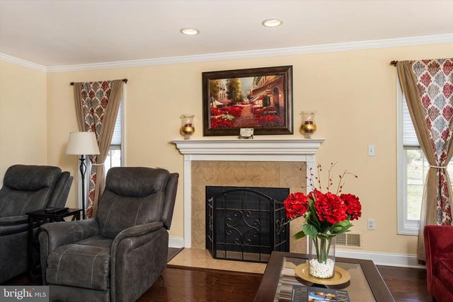 350 LEONARD AVE, Hamilton, NJ 08619