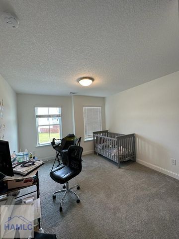 673 Fairview Circle, Hinesville, GA 31313